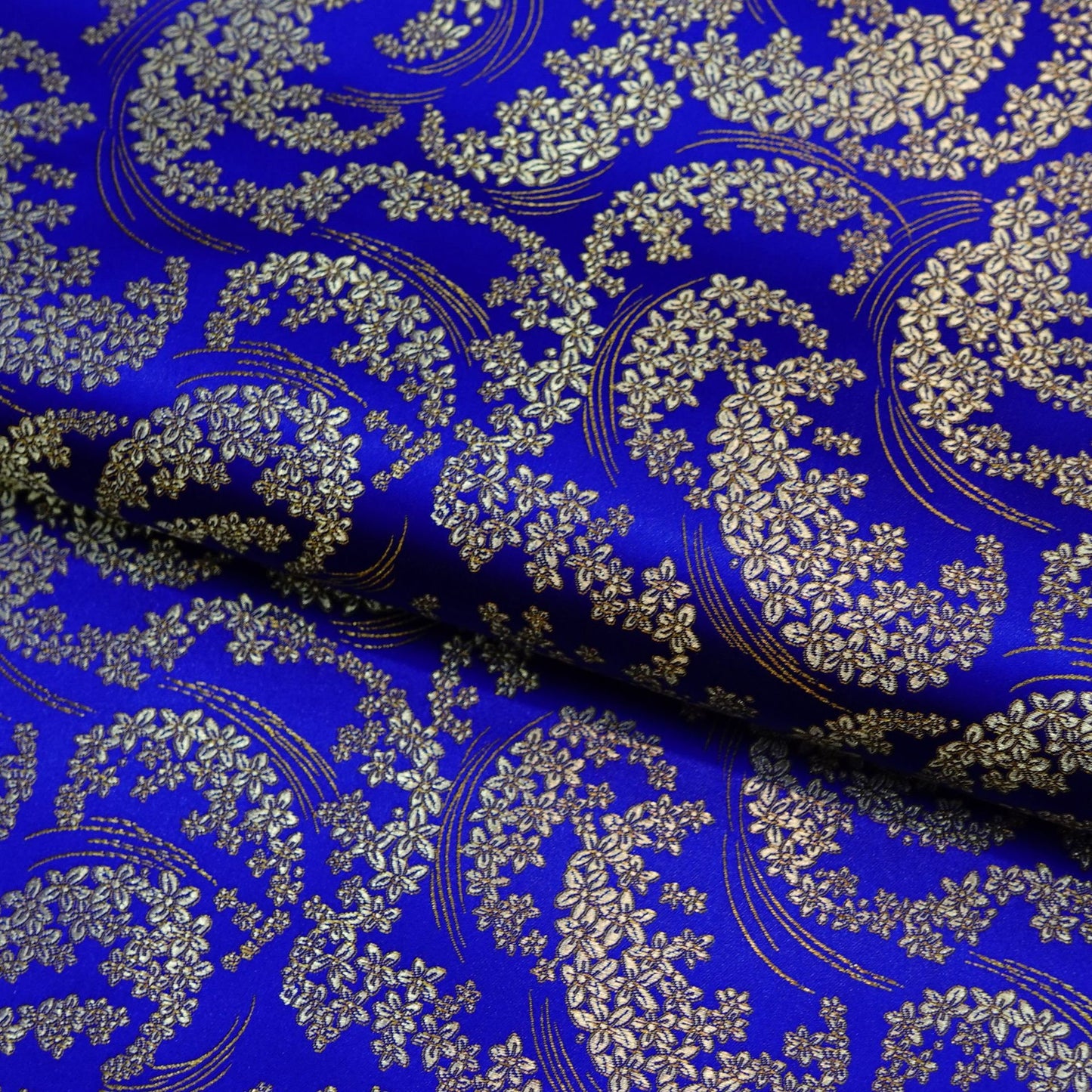Brocart de soie, motif fleur de lune, largeur 114 cm (45 po) - Vendu au mètre