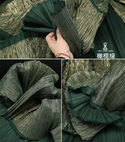 59"W Shiny Pleated Crepe Fabric: DIY Wedding Costume Decor