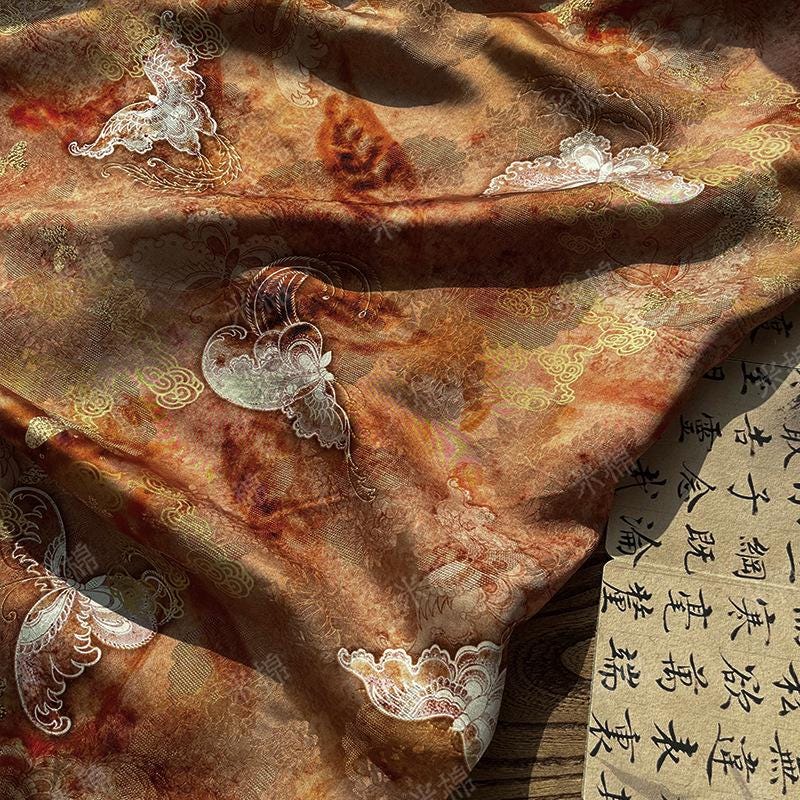 Tissu de soie Butterfly Dream - Jacquard Xiangyun Gambiered Canton Gauze, 150 cm de large