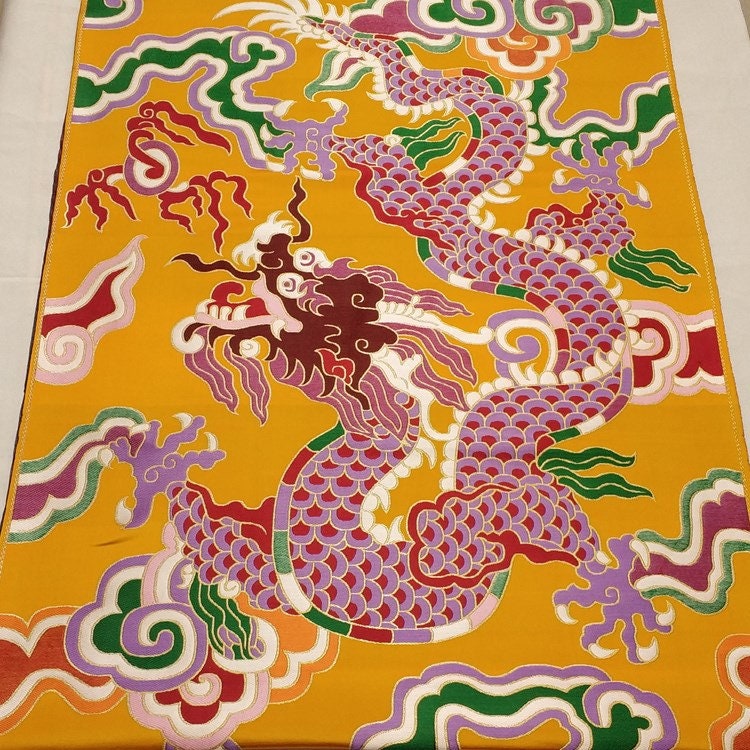 Tissu brocart de soie brodé à double dragon - Modèle de cheongsam de mariage