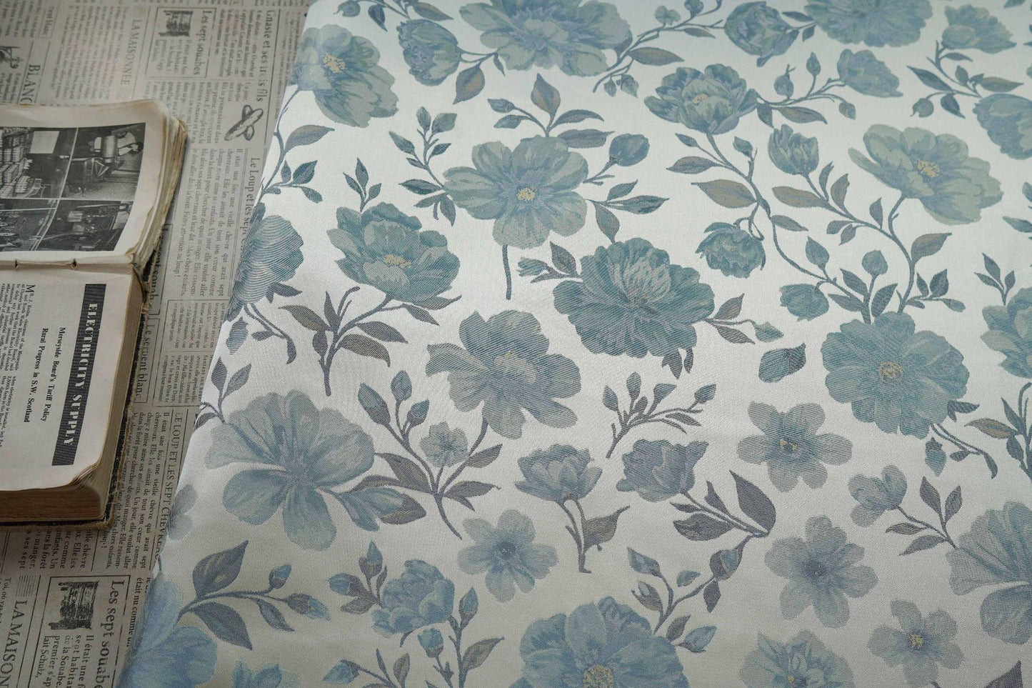 Tissu brocart jacquard à motif floral bleu élégant ��� Cheongsam, canapé, textile de décoration intérieure"W