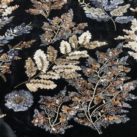 Tissu brodé de sequins en velours noir ��� Texti de perles multicolores" Large