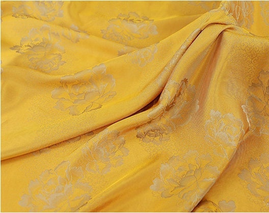 Tissu satin de soie couleur thé : imprimé floral, 150 cm de large, décoration de costumes