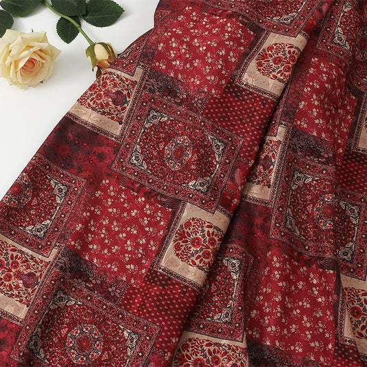 Tissu satin de soie couleur thé : imprimé numérique à motifs (59 po de large) – Costume, ameublement, rideaux