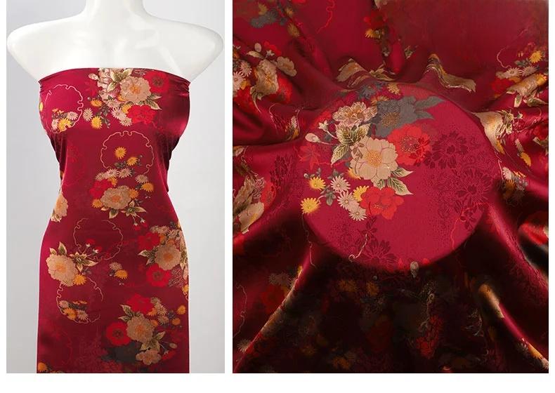 Tissu satiné imprimé à motifs floraux : mélange de rayonne style vintage, 150 cm de large