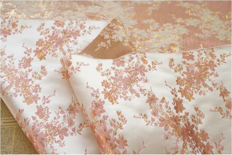 Gold Thread Floral Jacquard Fabric: 3D Texture Upholstery, 58"W