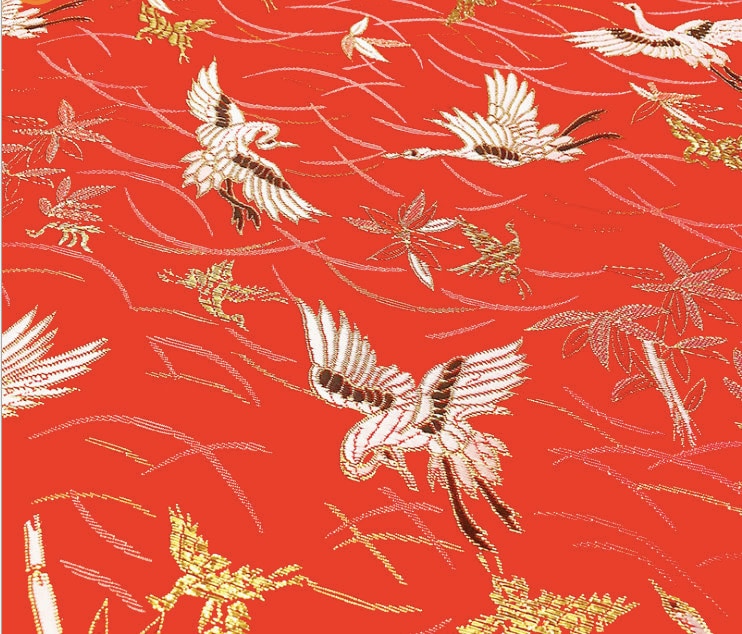 Tissu damassé à motif de grues rouges : satin du Nouvel An chinois (59 pouces de large)