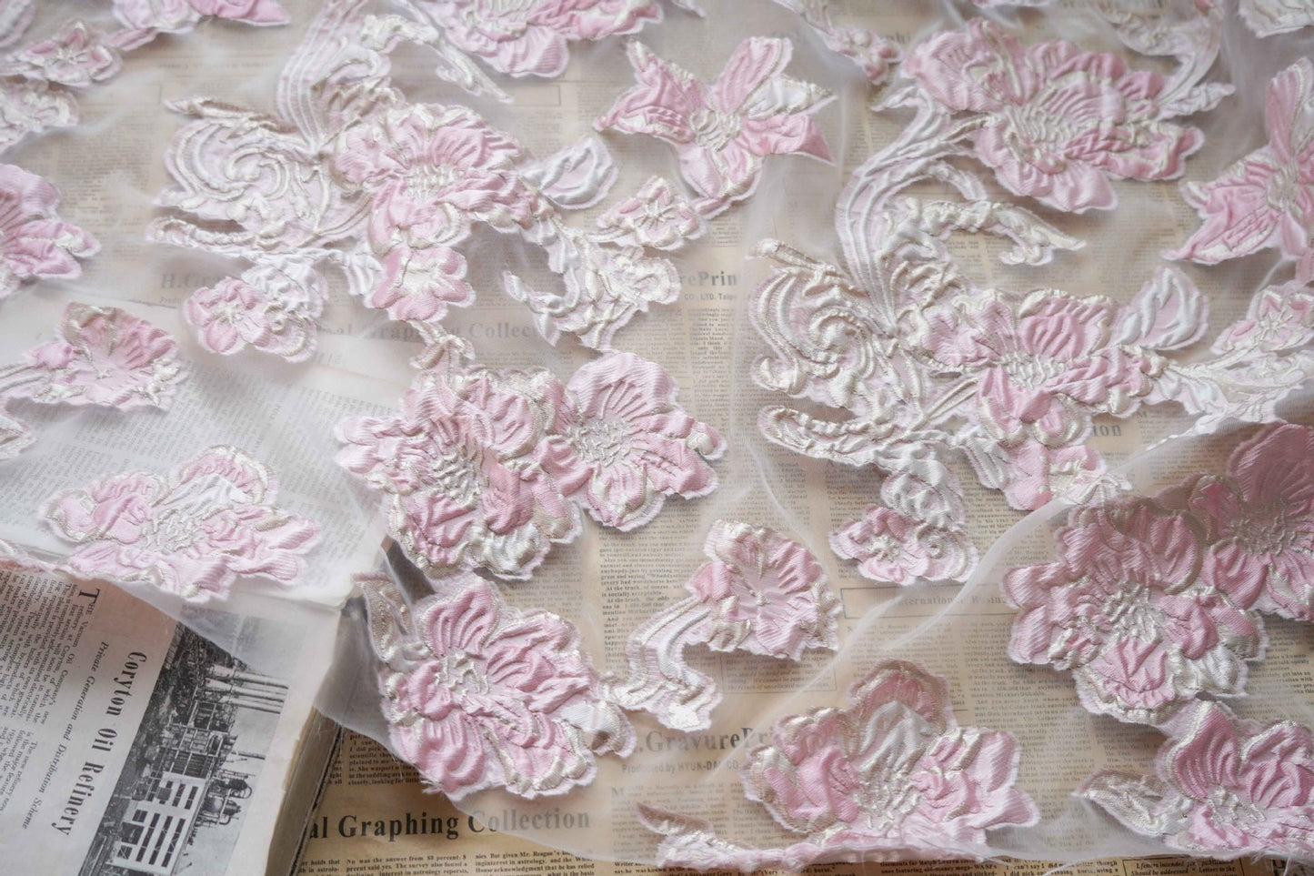 Gold Thread Floral Jacquard Fabric: 3D Oil Painting Texture, 55" Wide