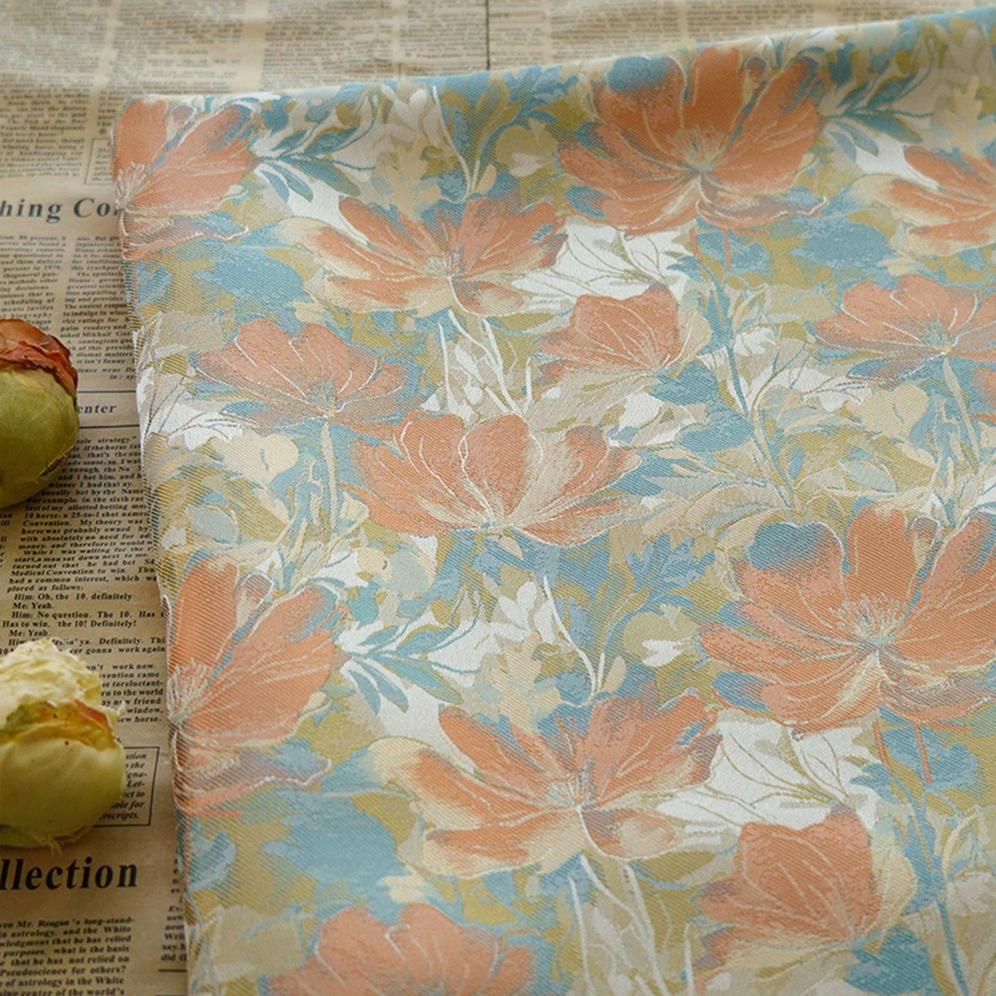 Tissu jacquard à motif floral : Feuilles d'automne, style peinture à l'huile, 157 cm de large