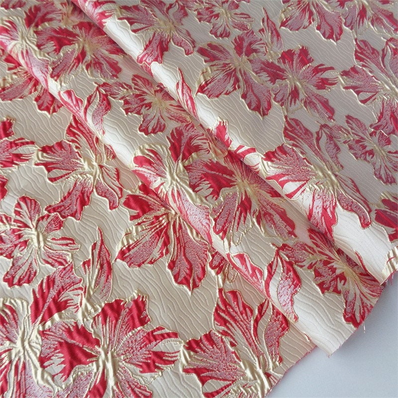 Gold Thread Floral Jacquard Fabric: 3D Embossed Woven Textile, 55"W