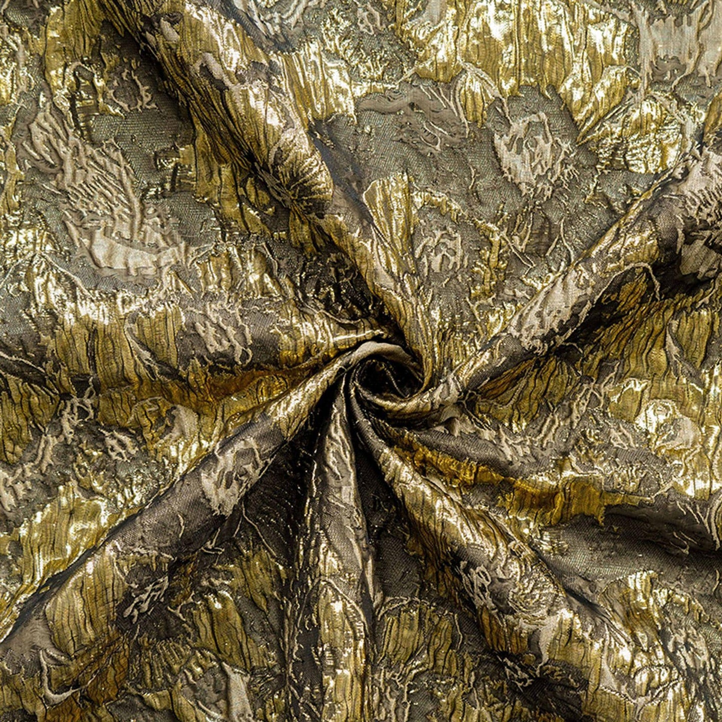 Tissu jacquard métallisé : blocs de couleur en relief pour robes et tenues de soirée