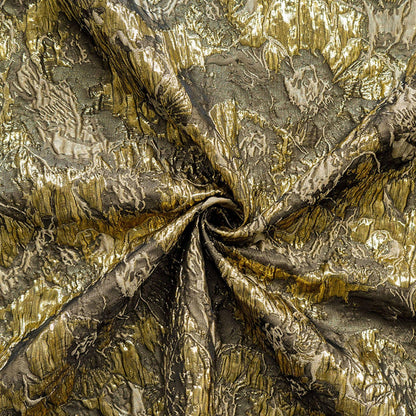 Tissu jacquard métallisé : blocs de couleur en relief pour robes et tenues de soirée