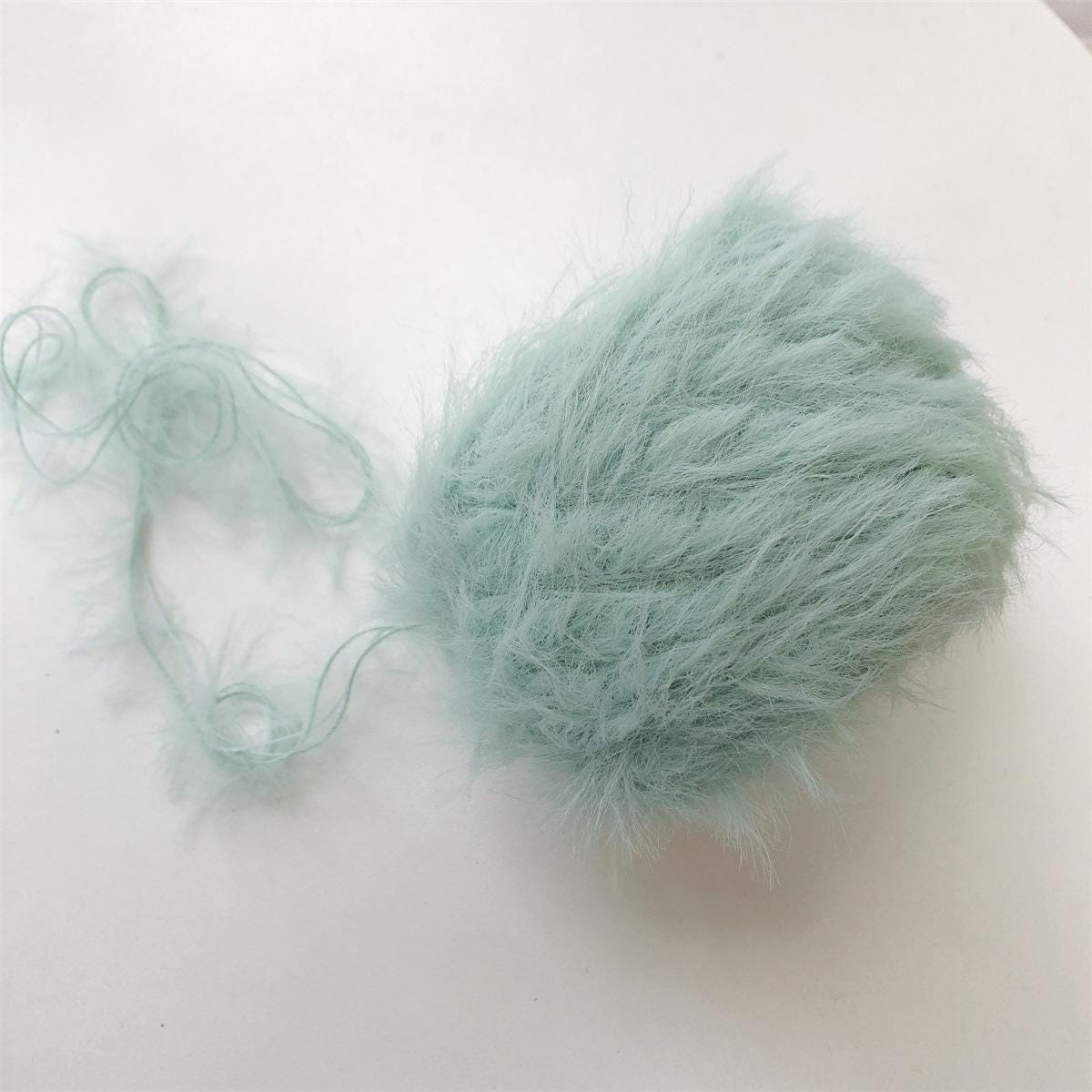 Pelote de laine en velours de vison faite à la main : fil à crocheter en laine fine mélangée