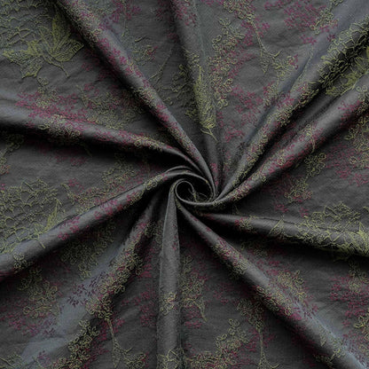 Tissu jacquard floral noir vintage : matière tissée rétro en relief, 145 cm de large