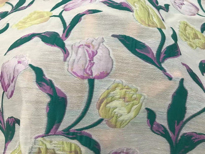 Tissu jacquard organza à motif tulipe : matériau de couture 3D pour créateurs