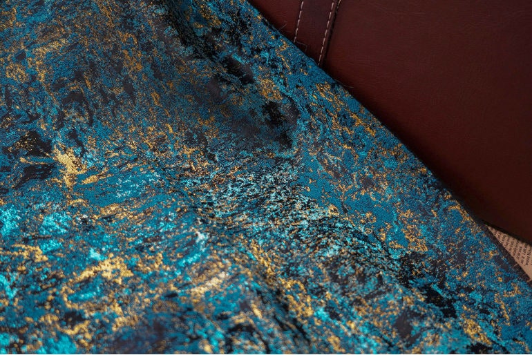 Tissu jacquard bleu paon galaxie : ameublement, costumes, décoration - 160 cm de large