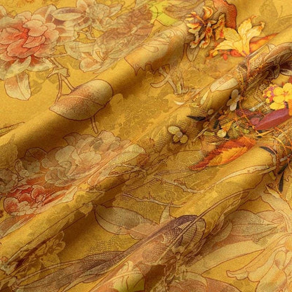Tissu satiné de soie à motif floral thé : 150 cm de large, imprimé numérique abricot