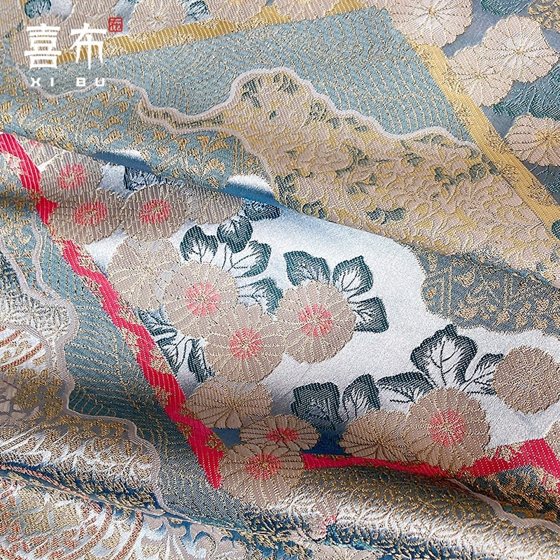 Nishijin Woven Brocade Fabric: Gold Flower Jacquard Silk Blend (29.5/59"W)