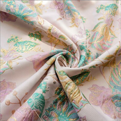Tissu jacquard floral à fil doré : texture peinture à l’huile 3D, 140 cm de large