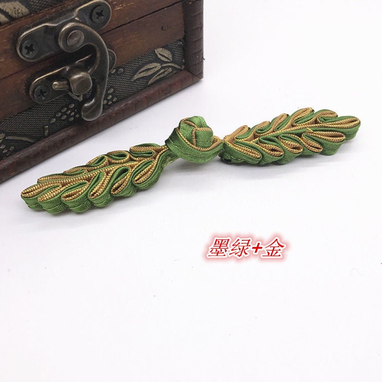 Handmade Satin Leaf Sewing Frog Closures: Cheongsam Knot Buttons