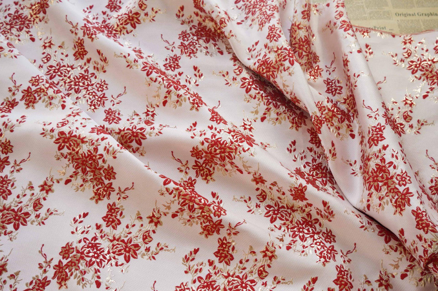 Gold Thread Floral Jacquard Fabric: 3D Oil Painting Texture, 55" Wide