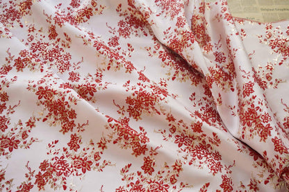 Gold Thread Floral Jacquard Fabric: 3D Oil Painting Texture, 55" Wide