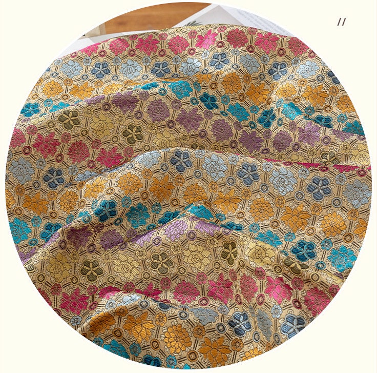 Tissu Nishijin Ori : Jacquard tortue, tissu d’ameublement japonais pour mariages (59 pouces de large, au mètre)