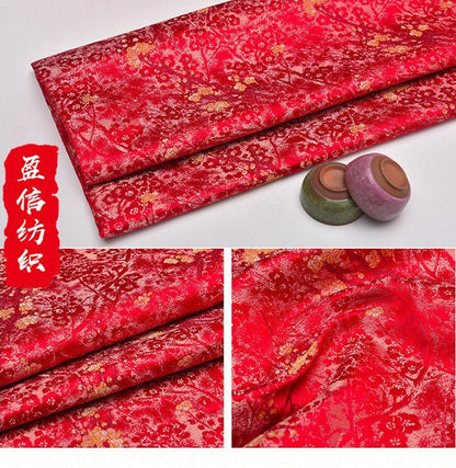 Tissu brocart à fleurs de prunier : matériau de couture en rayonne multicolore pour cheongsam et qipao.