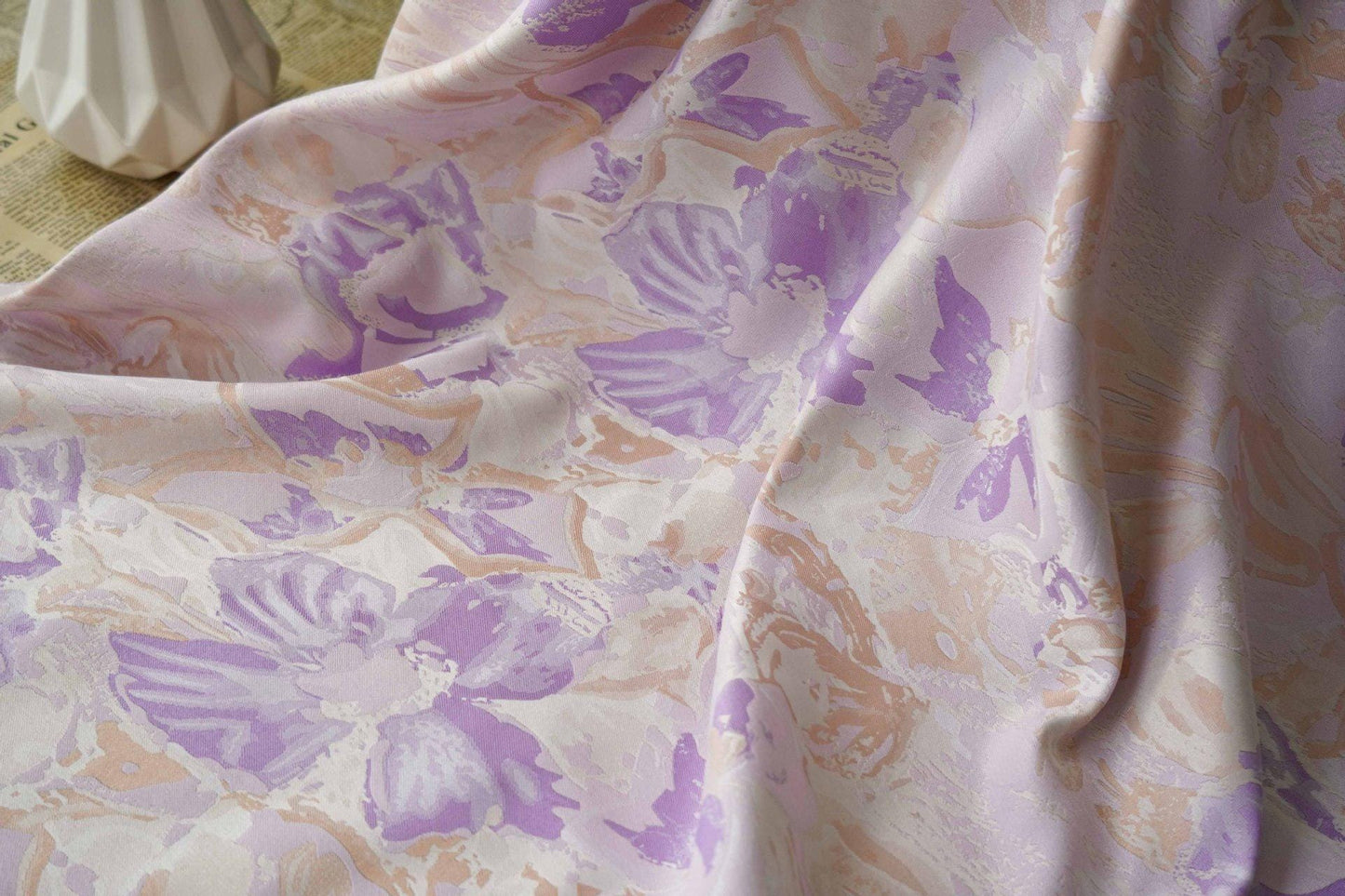 Tissu jacquard à motif floral : Damas rétro palais, 147 cm de large