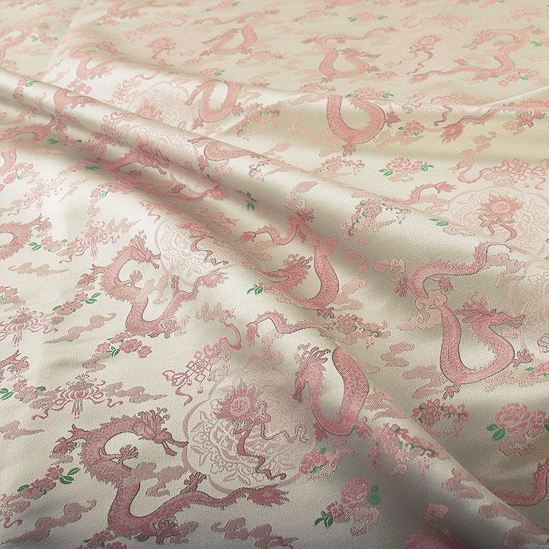 Tissu brocart de soie Panlong Dragon de 45 pouces de large : Cheongsam impérial tibétain