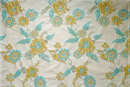 Retro Palace Brocade Fabric: 3D Jacquard Floral Upholstery, Costume Fabric