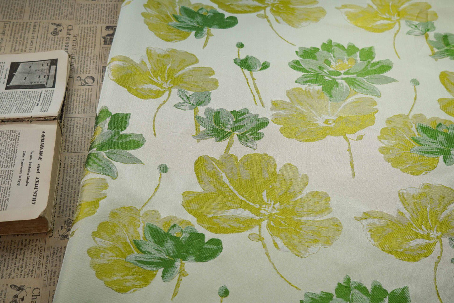 Floral Jacquard Fabric: Retro Palace Damask Deco, 59" Wide