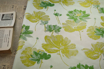 Floral Jacquard Fabric: Retro Palace Damask Deco, 59" Wide