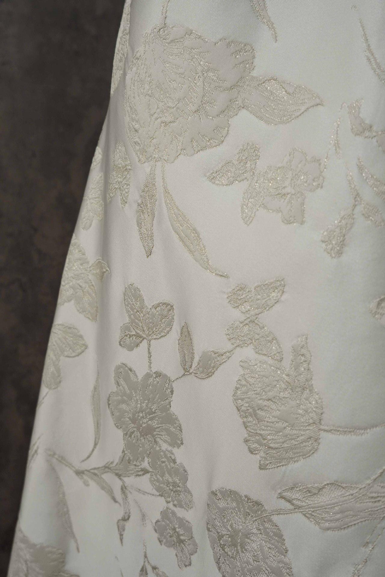 Ivory Jacquard Upholstery Fabric: Victorian Style, 55" Wide