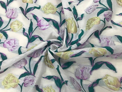 Tissu jacquard organza à motif tulipe : matériau de couture 3D pour créateurs