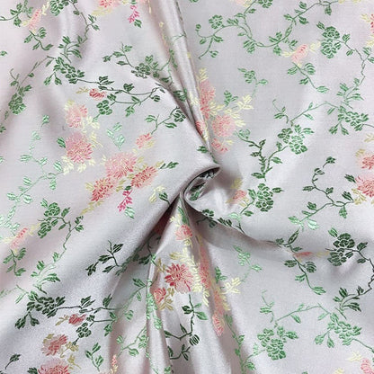 Tissu brocart chrysanthème vintage : mélange de satin et de soie de 75 cm de large