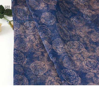 Tissu en rayonne et soie à motif floral rose - Textile imprimé doux, 140 cm de large