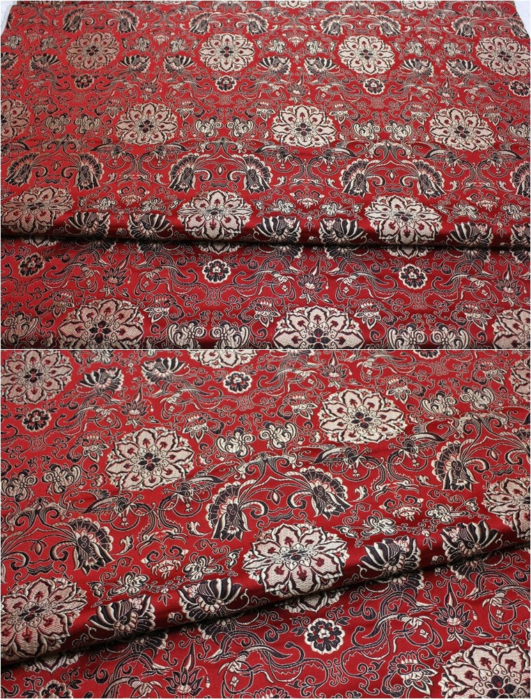 Tissu brocart à fleurs de lotus rouges : Coussin Cheongsam chinois, 150 cm de large