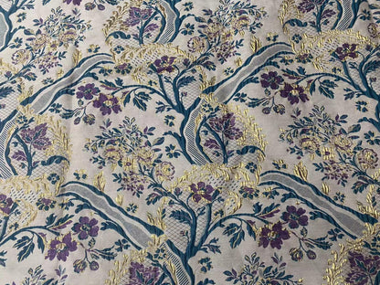 Floral Damask Jacquard Fabric: Retro Palace Style Upholstery, Costume, Decor
