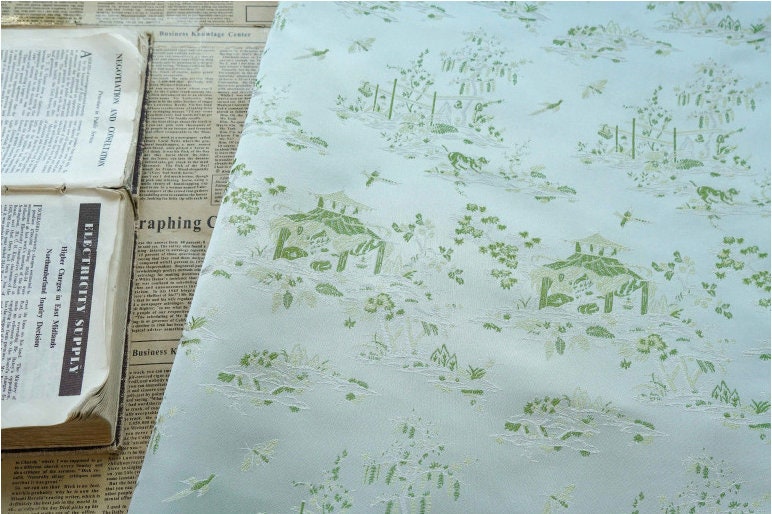Tissu brocart « Rivière sur le festival de Qingming » : 140 cm de large, peinture chinoise, polyester