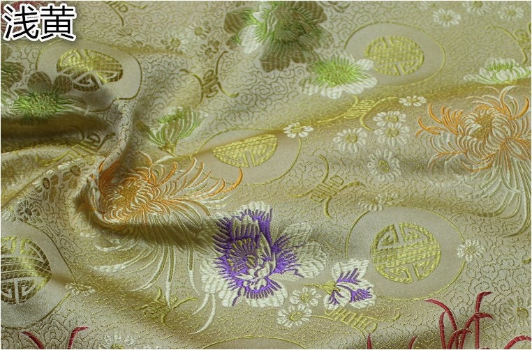 Red Chrysanthemum Brocade Fabric: 59"W Silk Rayon Cheongsam Cushion