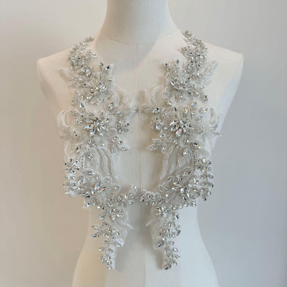 Appliqué de diamants cousu à la main : accessoire pour robe de mariée
