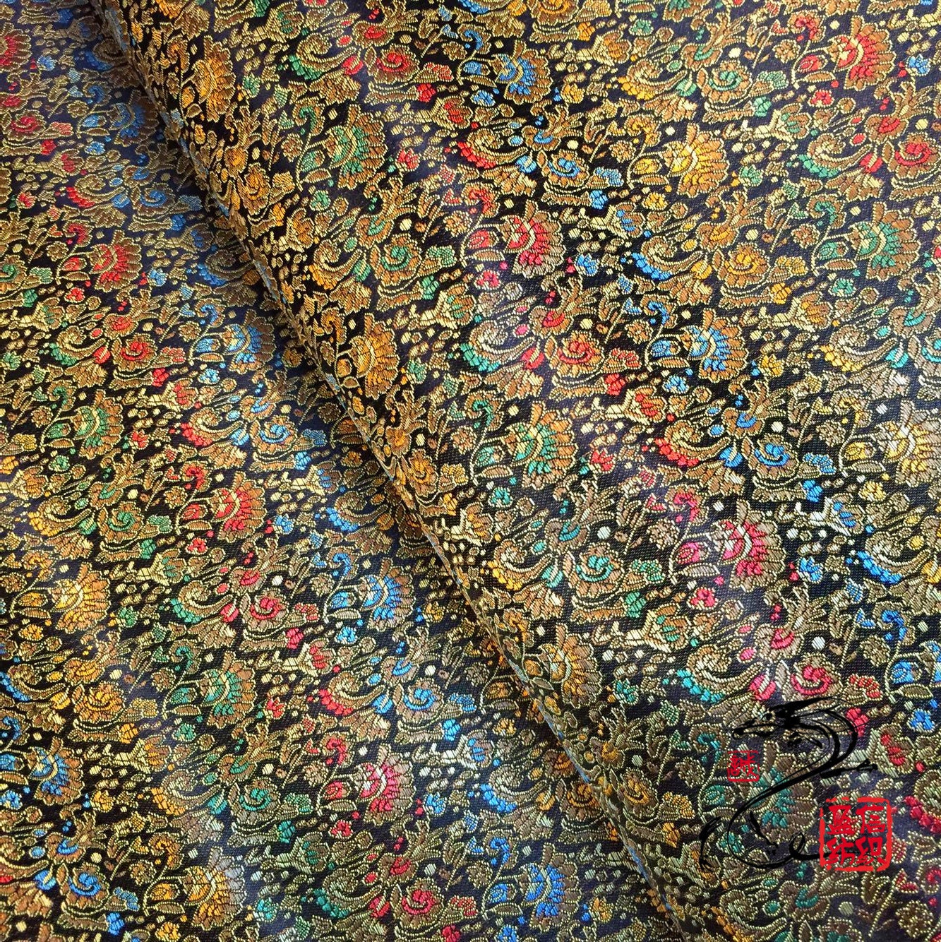 Celosia Pattern Silk Brocade Fabric: 35"W Woven Cheongsam Cushion