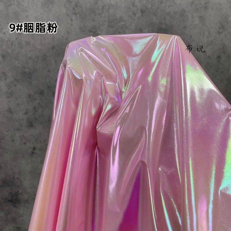 Metallic Silver Pleated Waterproof Fabric: Holographic Padded Jacket Material