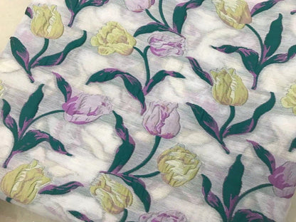 Tissu jacquard organza à motif tulipe : matériau de couture 3D pour créateurs