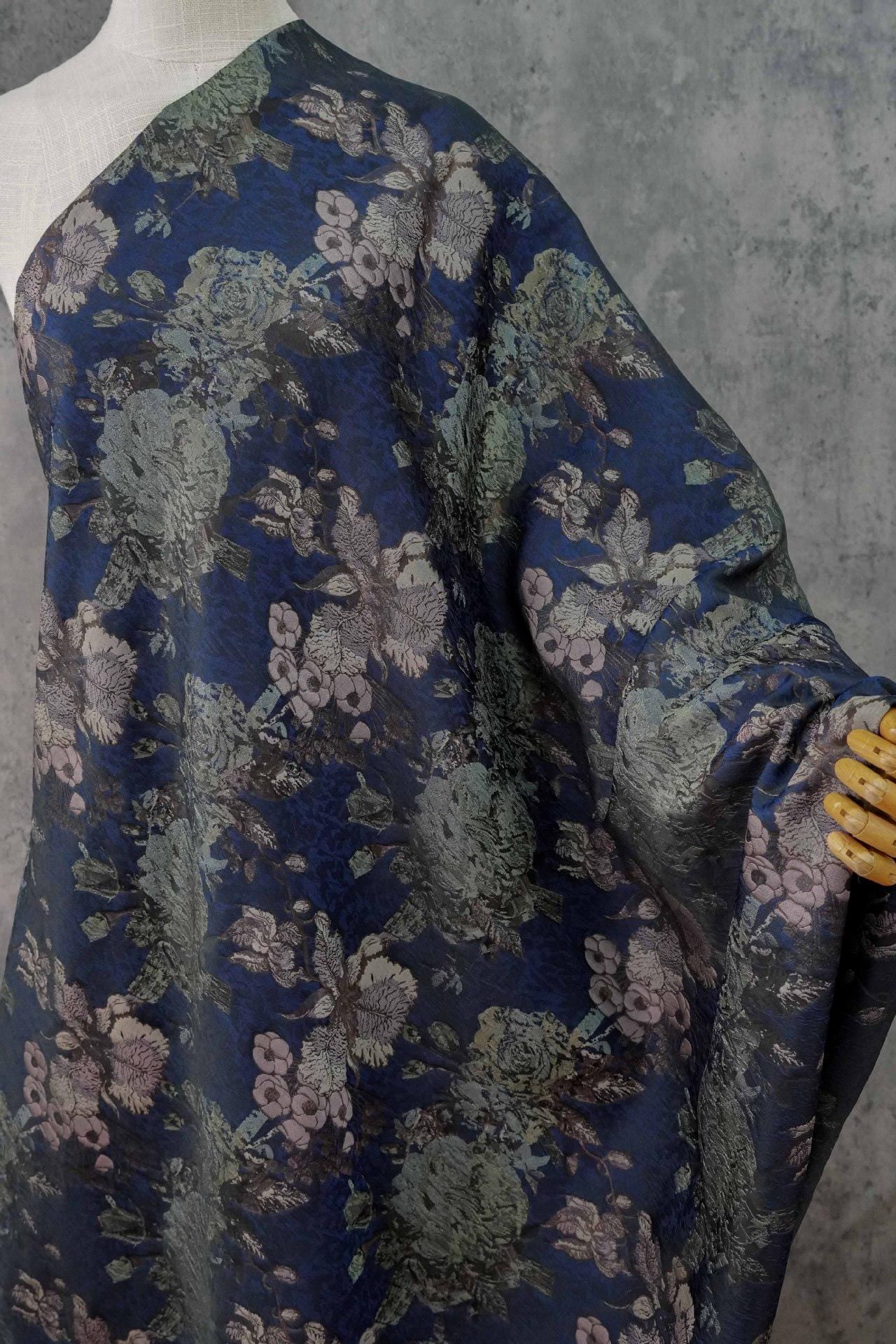Tissu matelassé jacquard floral 3D européen ��� Ameublement, canapé, sac, meubles, couture DIY, décoration intérieure"Large