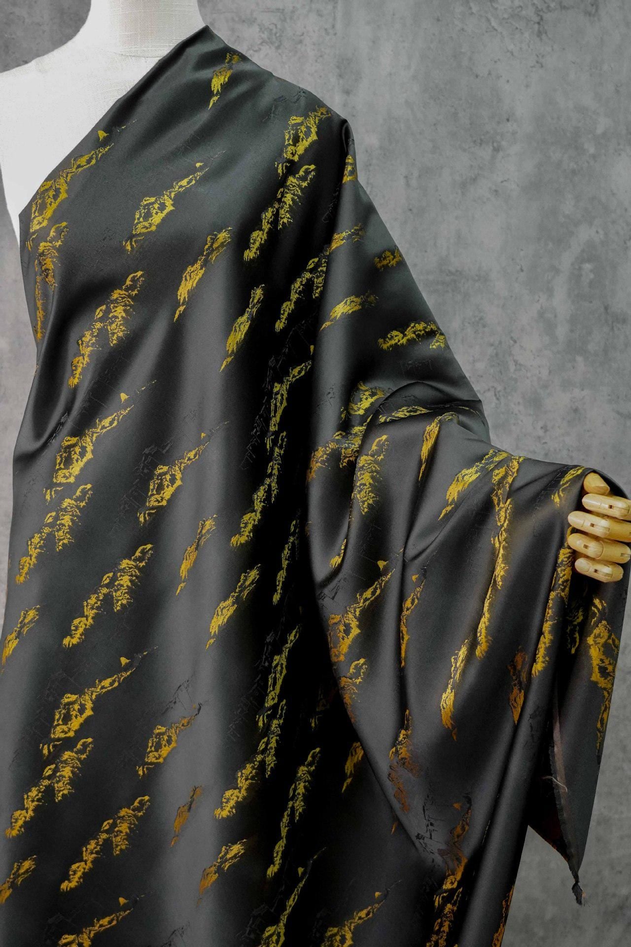 Gold Thread Jacquard Fabric: Pavilion 3D Upholstery & Costume Fabric