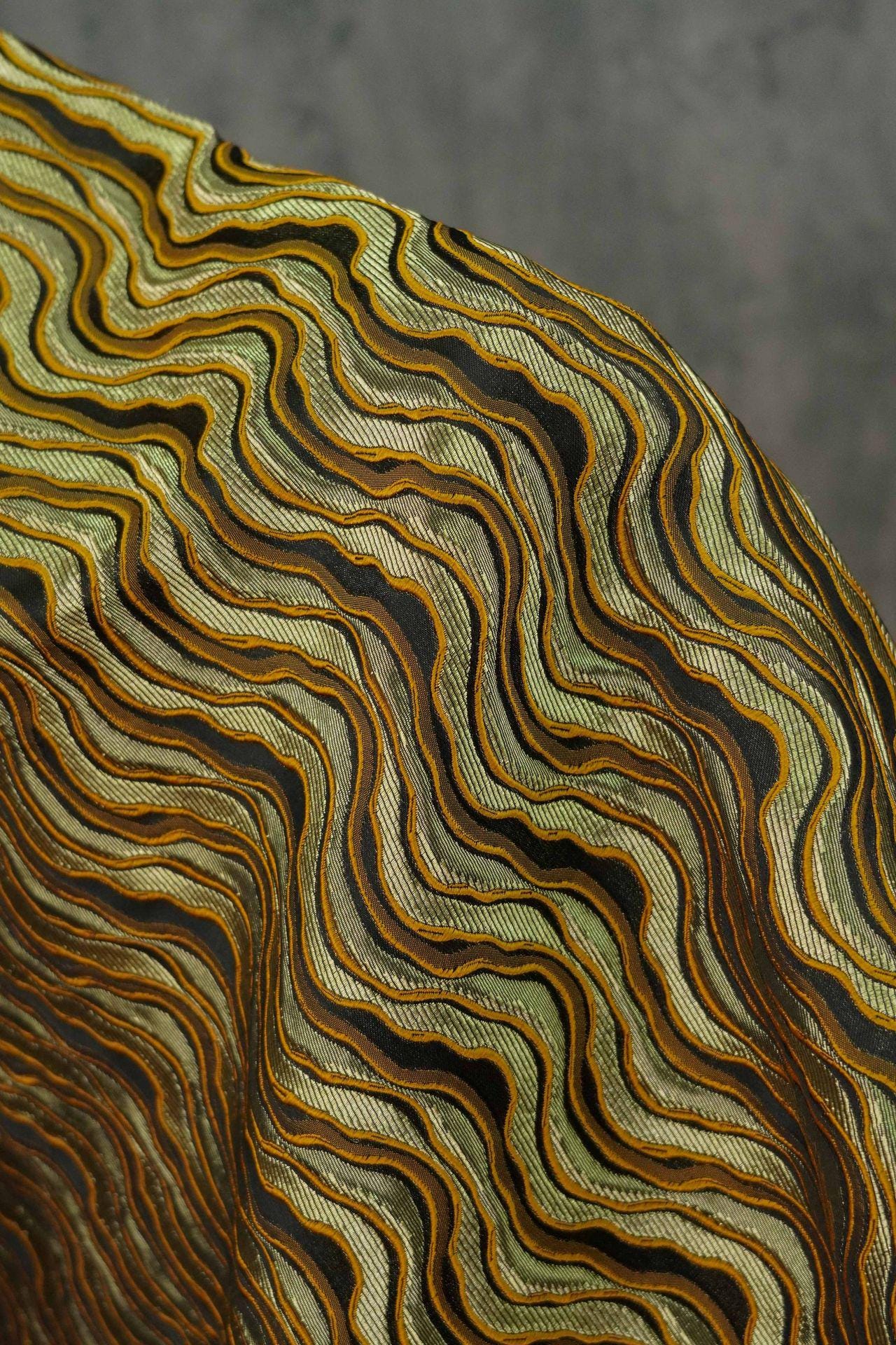 Tissu jacquard à vagues vintage - Tissu texturé 3D en relief pour la couture bohème, l'ameublement et les loisirs créatifs, 140 cm de large
