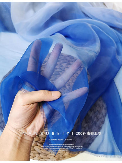Tissu organza à dégradé de couleurs : 150 cm de large, tissu transparent de créateur