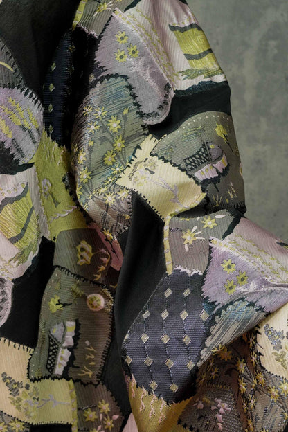 Tissu jacquard à motif floral : mélange de polyester micro-transparent, 140 cm de large